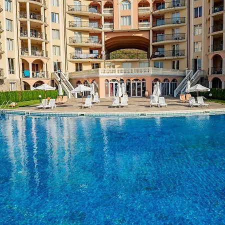 Menada Negresco Aparthotel 2*