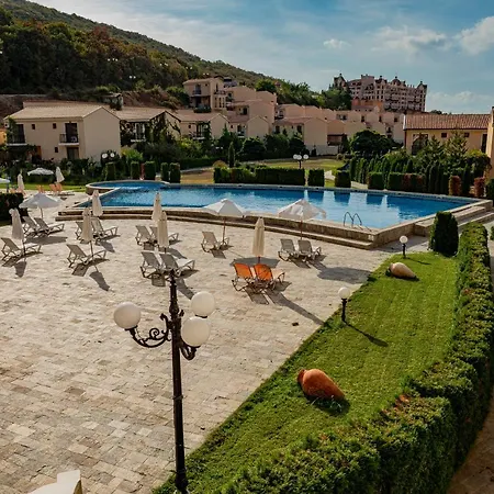 Aparthotel Menada Negresco 2*