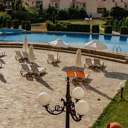 Aparthotel Menada Negresco 2*